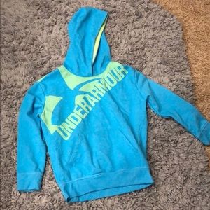 Under armor sweatshirt!